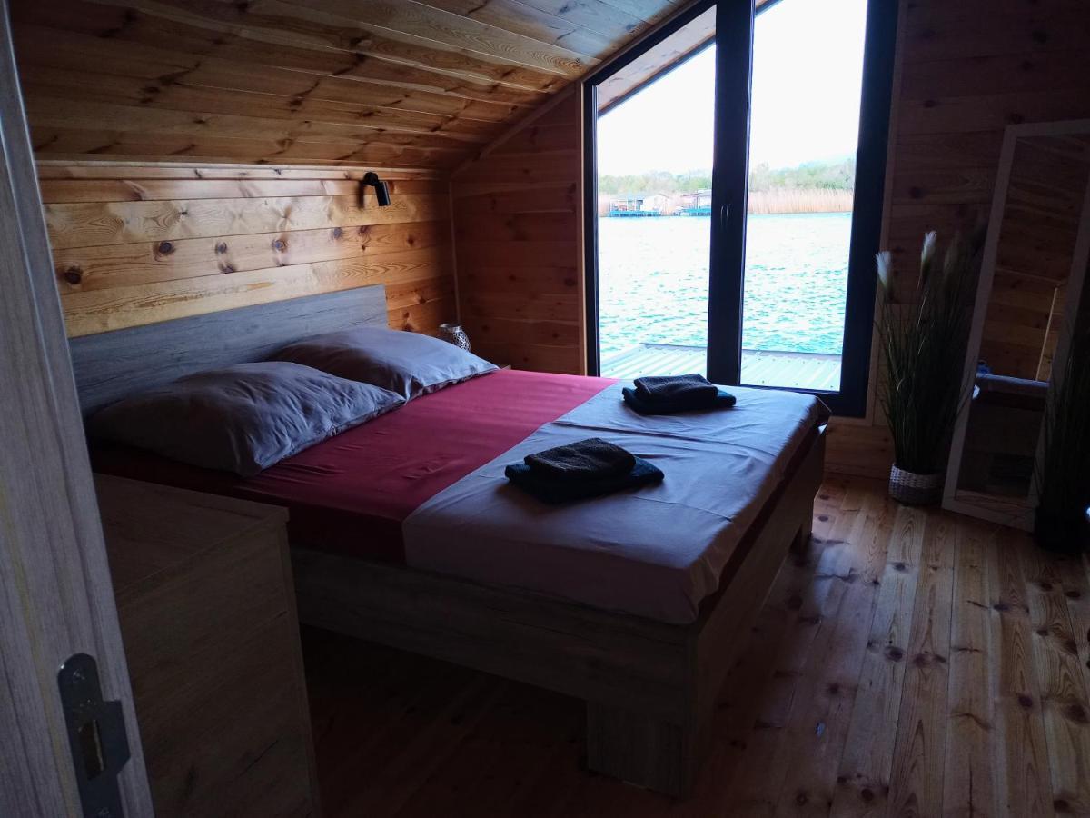 House Thoni Holiday home